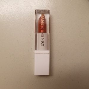Hank and Henry lip lustre gloss in side chick
